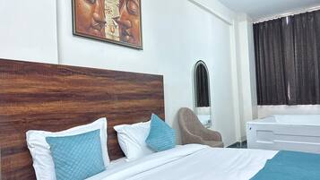 Luxury Double Room | Egyptian cotton sheets, premium bedding, memory-foam beds, minibar