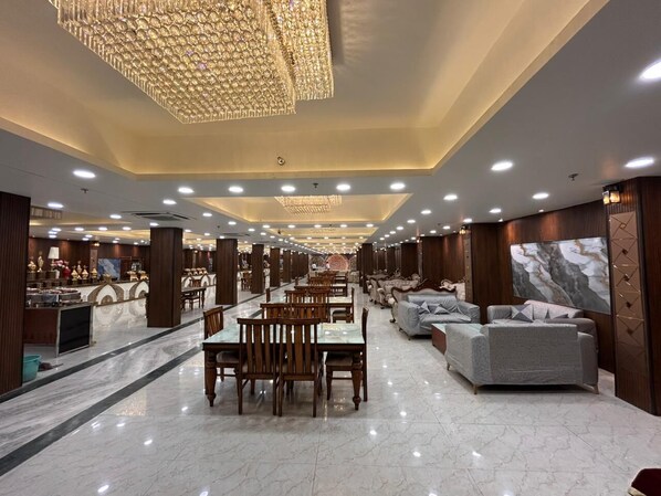 Banquet hall - Abharam Retreats (Ghaziabad)