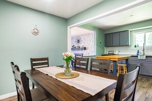 Dining - Beautiful waterfront cottage w/ hot tub, firepit, fireplace and so much more! (tweed)