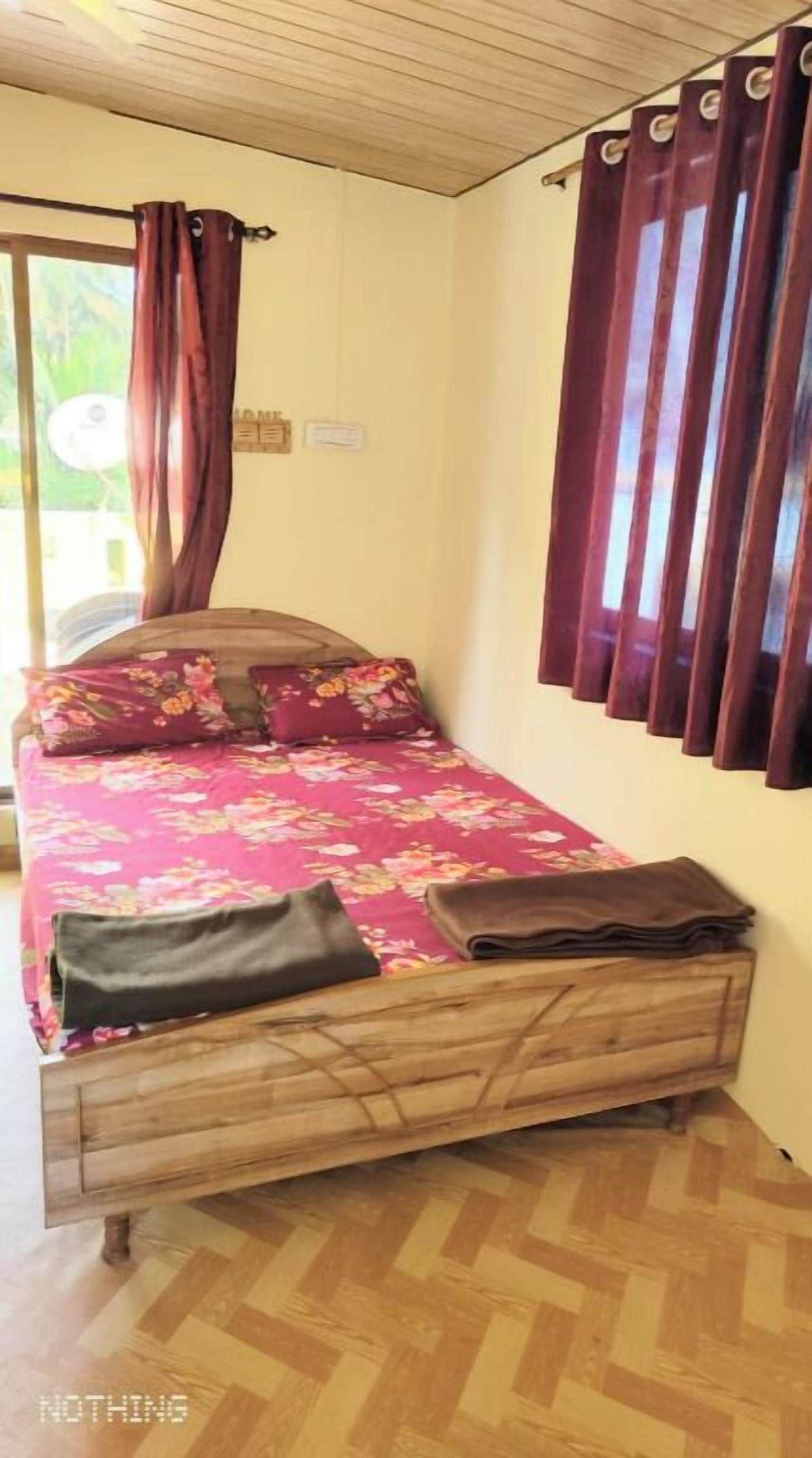 Luxury Suite, Beach View | Free WiFi