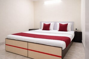 Deluxe Room | Desk, free WiFi - Hotel Moon Year (Lucknow)