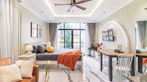 Deluxe Studio, Balcony, City View - SAZI Train Street Home Hanoi (Hanoi)