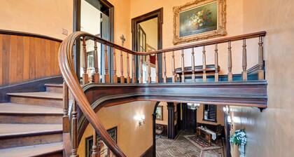 Walk to Golf Course: Spacious Rough River Retreat!