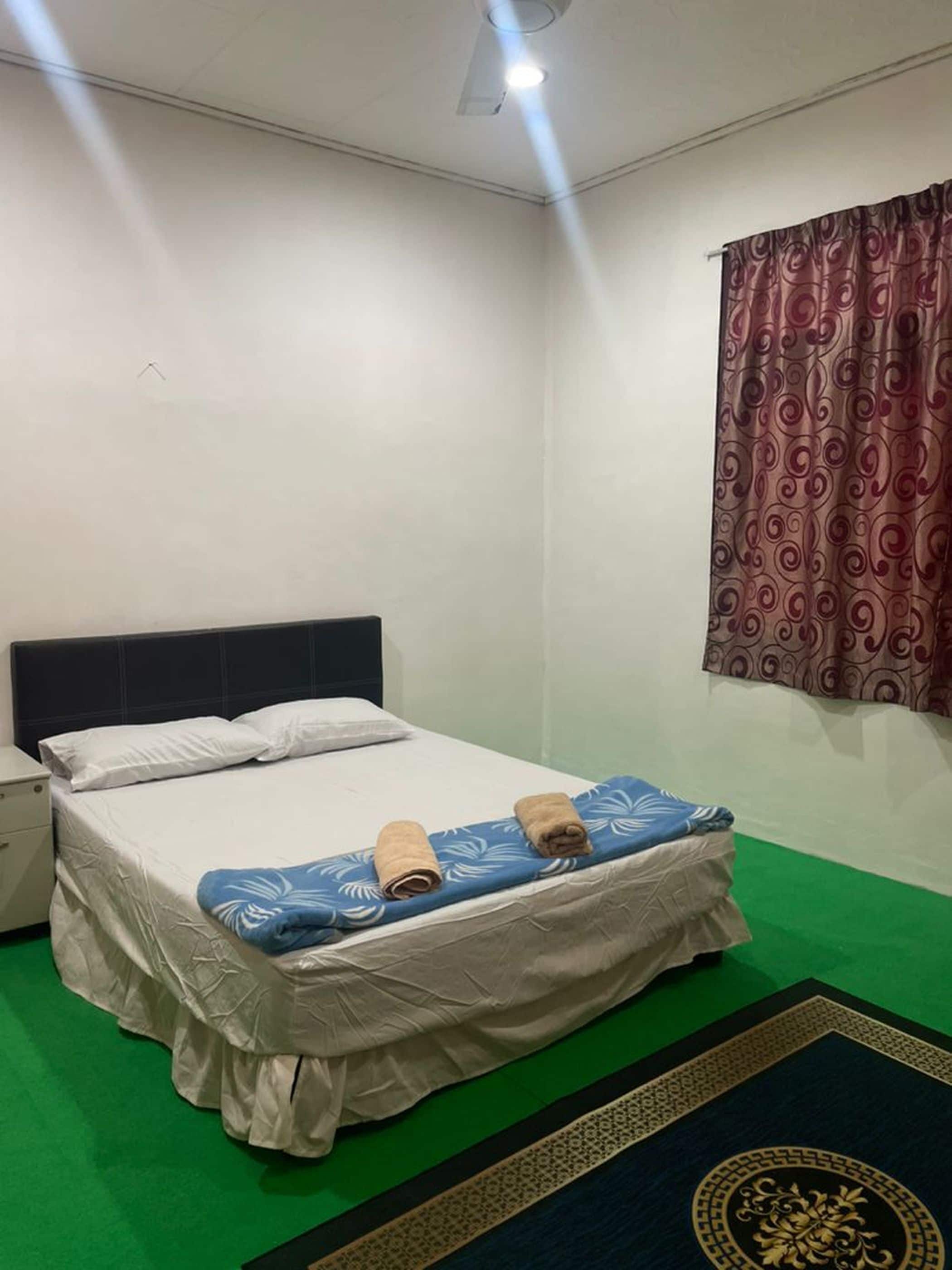 Deluxe Double Room | Free WiFi, bed sheets