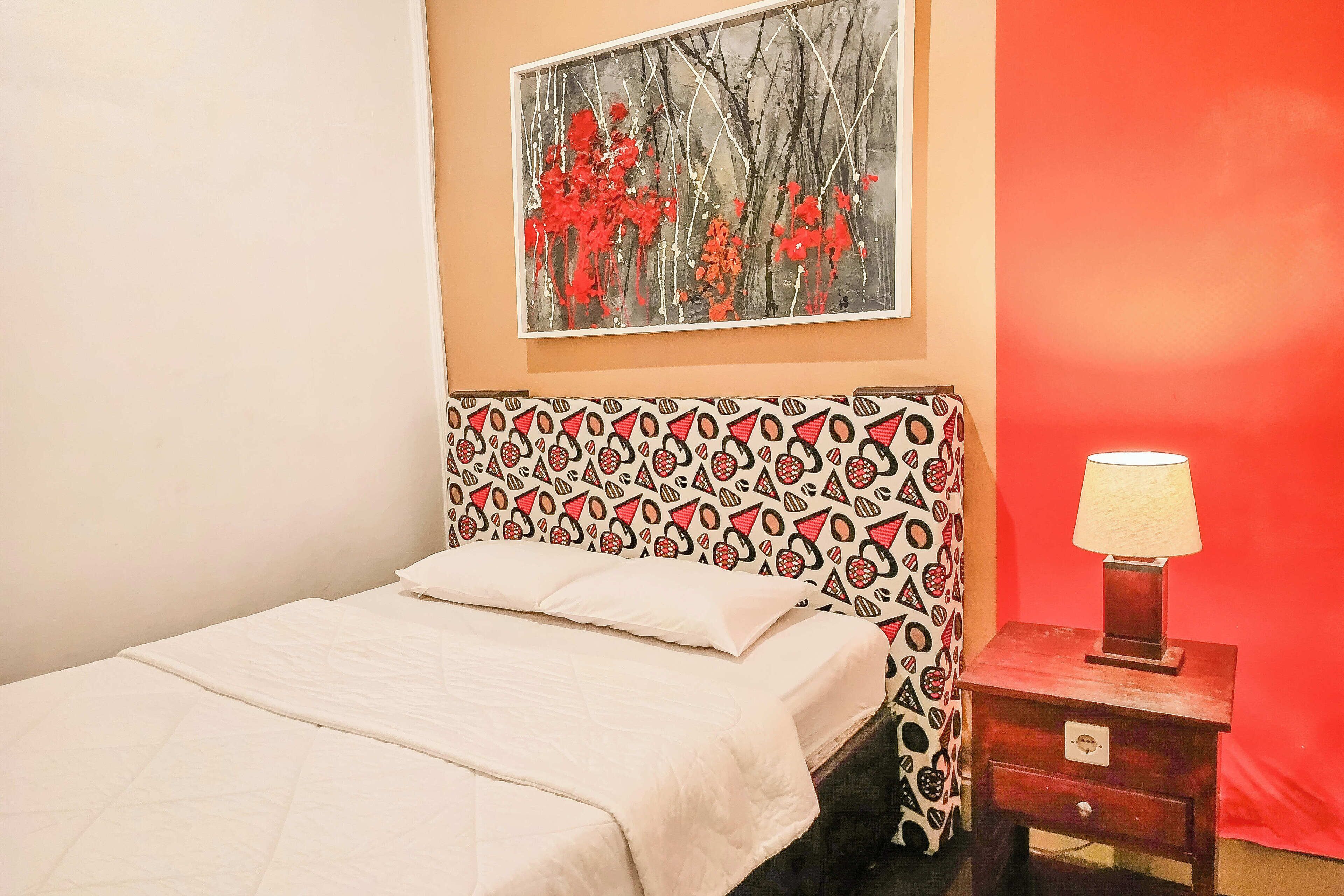 Deluxe Family Room | Escritorio, wifi gratis, ropa de cama