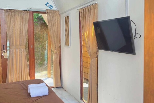 Habitació doble superior | Escriptori, wifi gratuïta i roba de llit 