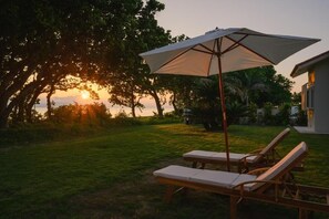 Terrace/patio - Ocean Front Villa Ishigakijima 2 (Ishigaki)
