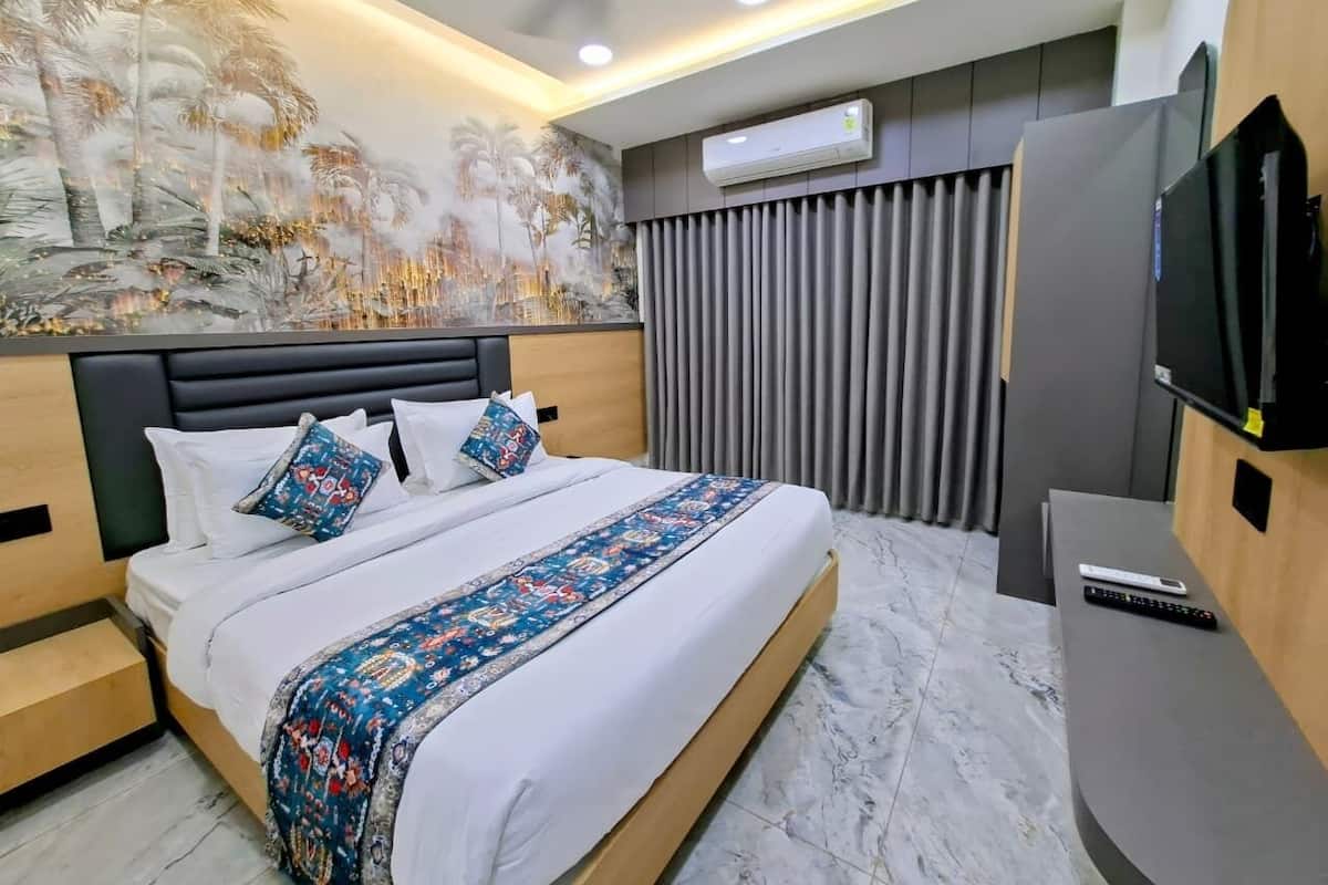 Deluxe Double Room | Desk, free WiFi