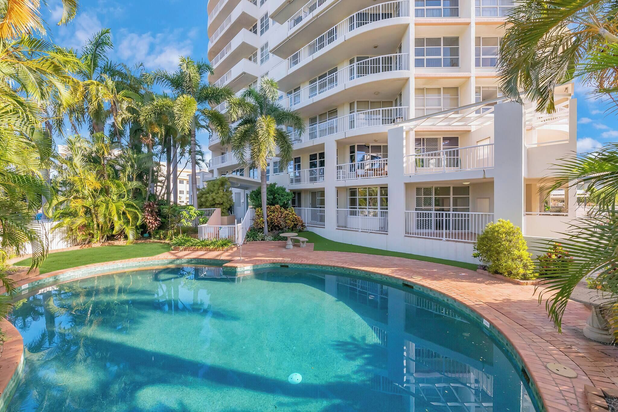 Appartement, 2 chambres, accessible aux personnes à mobilité réduite, balcon | Piscine | Piscine extérieure