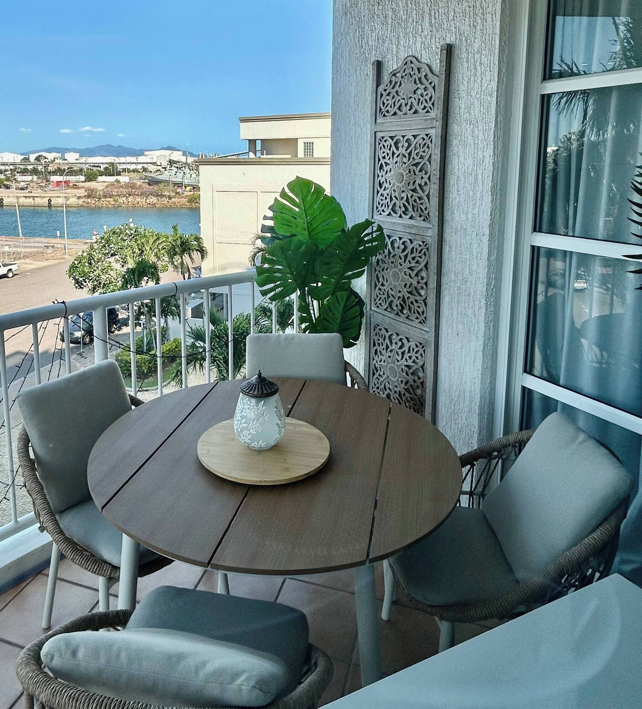 Apartment, 2 Bedrooms, Accessible, Balcony | Outdoor dining