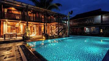 10 piscines extérieures