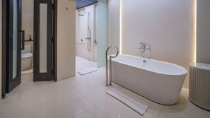 Towels, soap, shampoo, toilet paper - Des Indes II by Elite Havens (Kabupaten Badung)