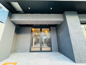 Exterior detail - New! LuxurySweet Hakata Ekiminami 51 ・Max 4 people, Pet friendly, 5 min. drive from Hakata Station, New Construction (Fukuoka,Hakata)