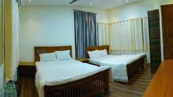 Executive Room | Free WiFi, bed sheets