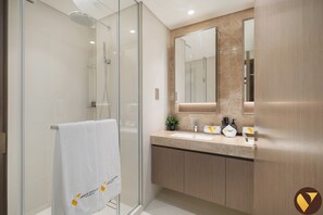 Apartamento superluxo, sacada, vista para a praia | Roupas de cama de algodão egípcio, roupas de cama premium
