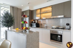 Departamento de lujo, balcón, vista a la playa | Tabla de planchar con plancha, cunas, wifi gratis y ropa de cama 