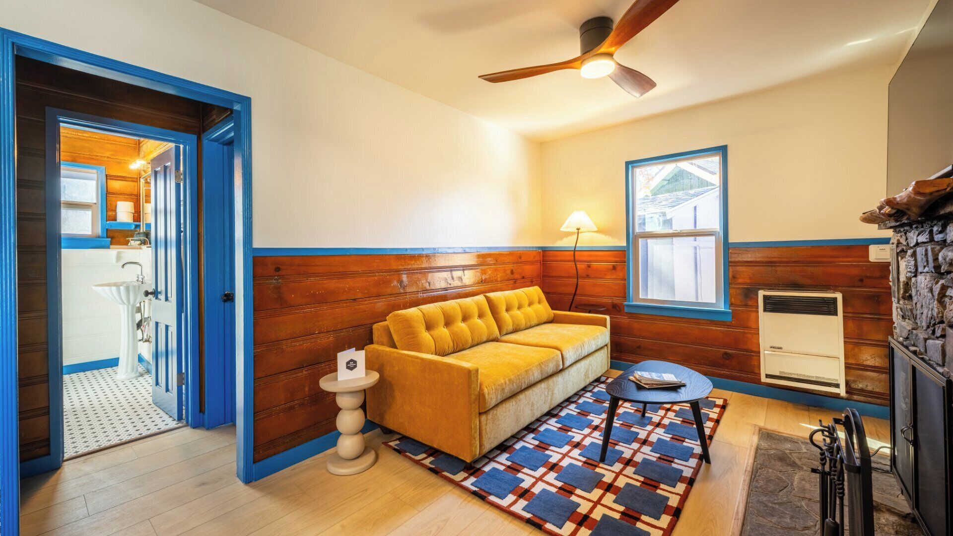 Sábanas de algodón egipcio, ropa de cama de alta calidad y minibar 