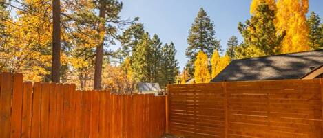 Gallery Cabin, Hot Tub | Private spa tub