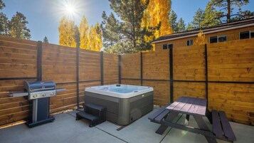 行政小屋, 3 間臥室, 熱水浴缸 | 埃及棉床單、高級寢具、迷你吧、獨特設計