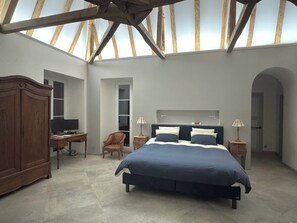 Deluxe Suite, Garden View