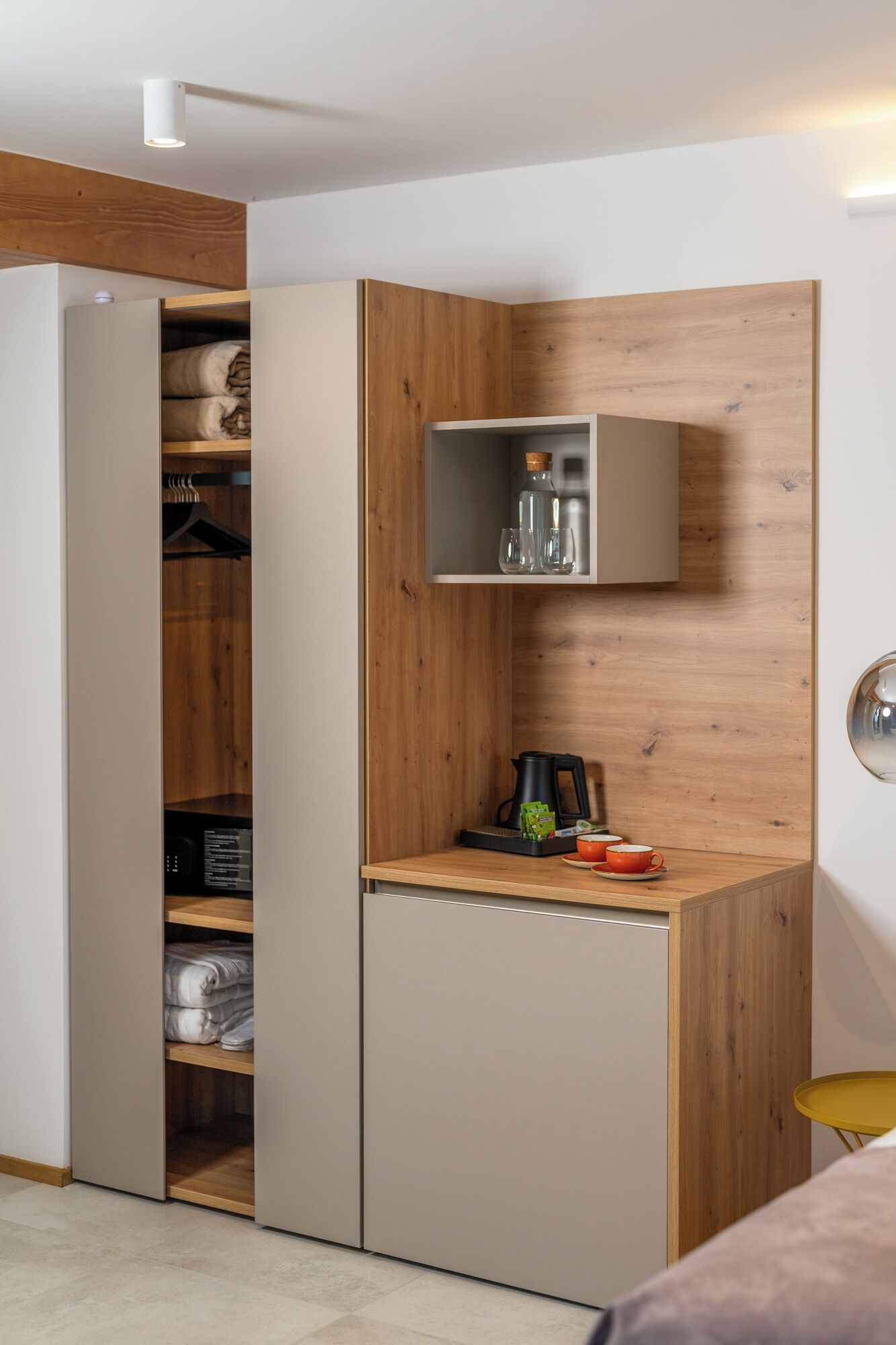 Deluxe Double Room, Balcony, Mountain View | In-room safe, blackout curtains, soundproofing, iron/ironing board