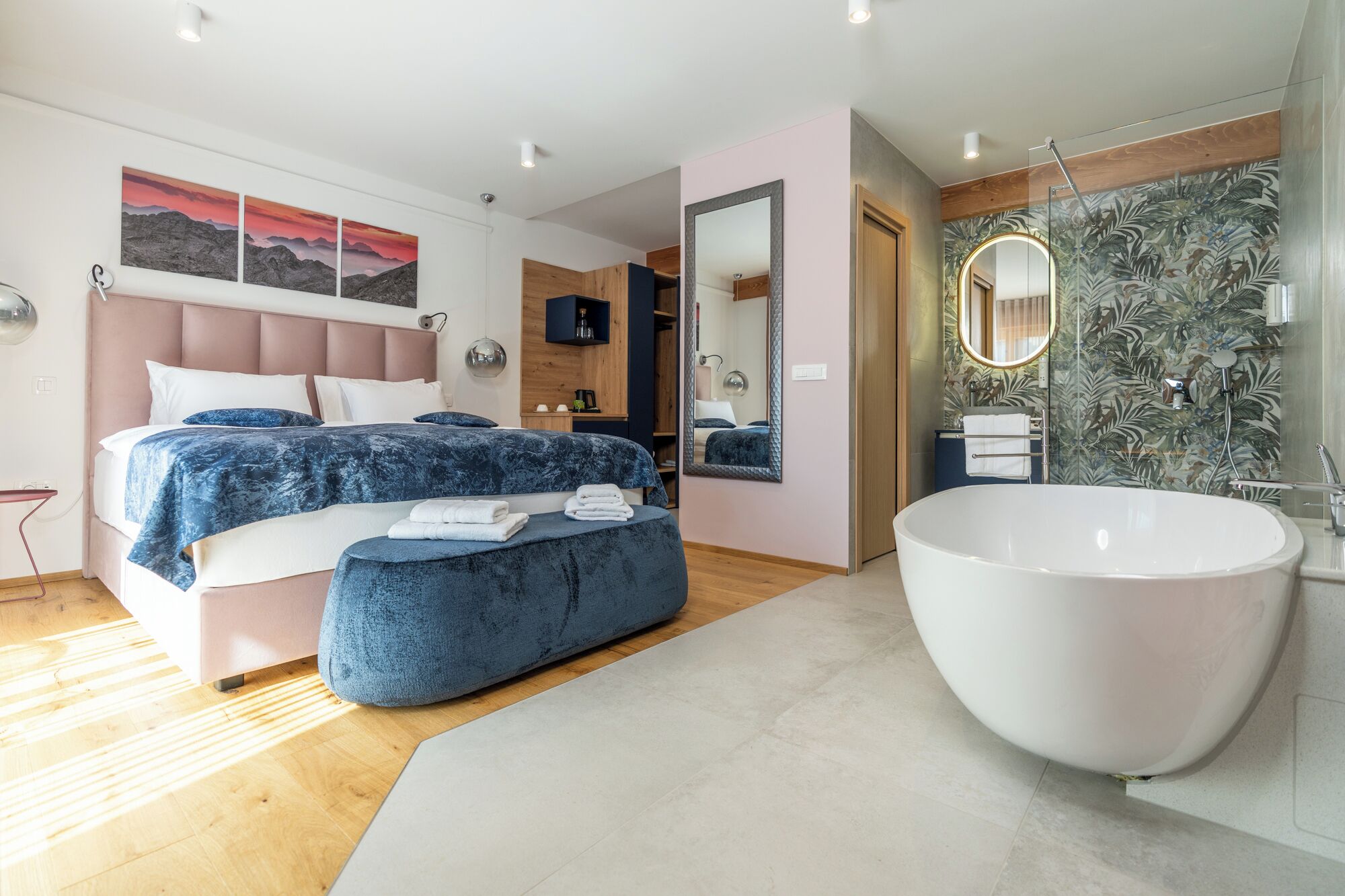 Deluxe Double Room, Balcony, Mountain View