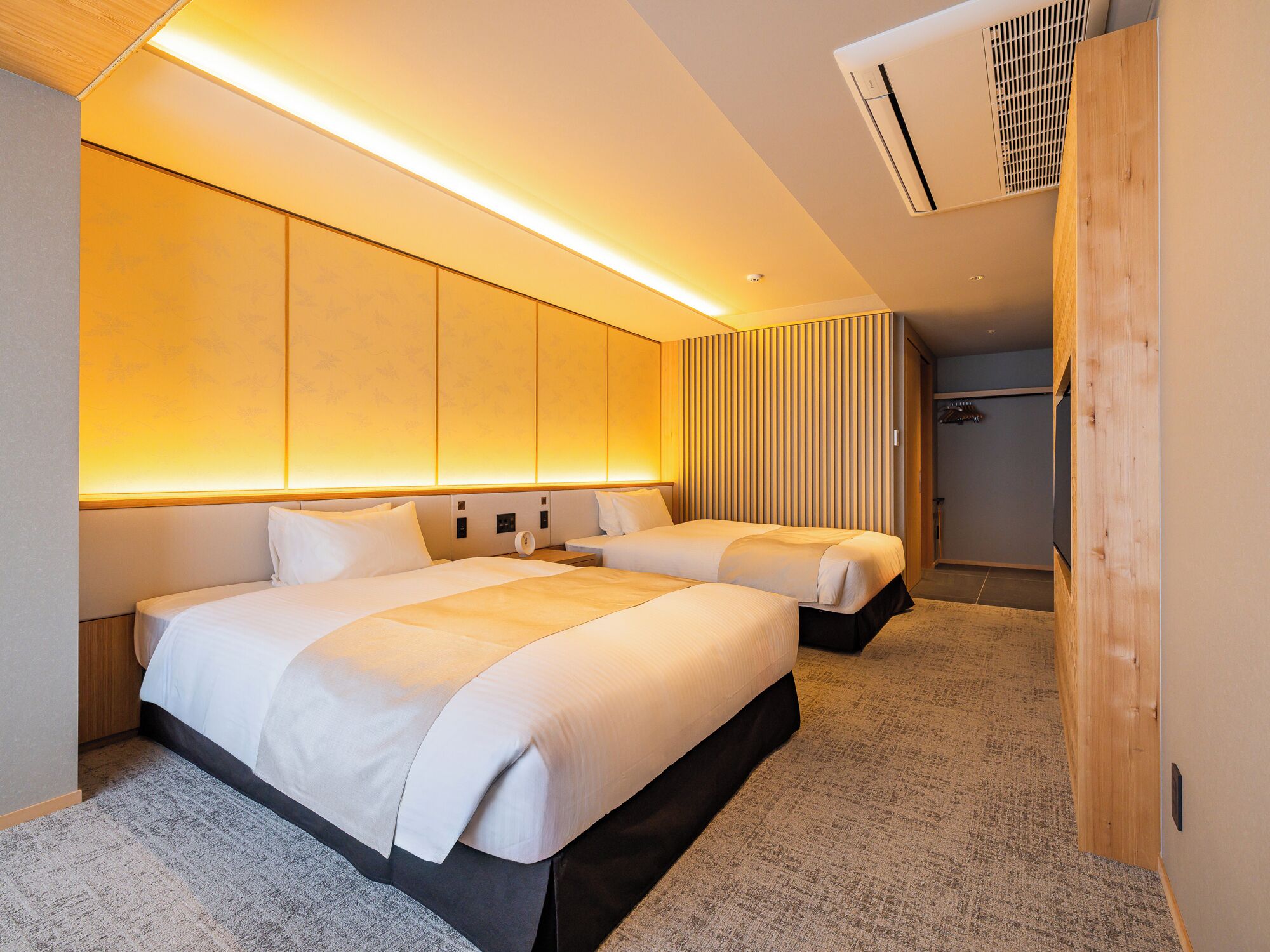 Standard Twin Room, 2 Double Beds, Non Smoking, River View | In-room safe, blackout drapes, soundproofing, free WiFi