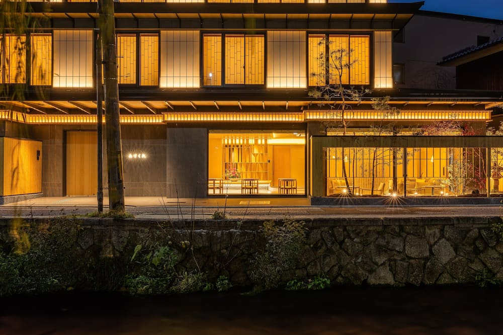 AKEKURE KYOTO SHIRAKAWA