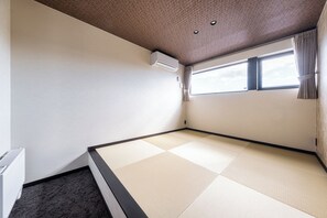 Family Room | Free WiFi - JANUS villa Furano (Furano)