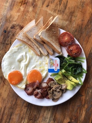 每日供應歐陸早餐 (每人 USD5)