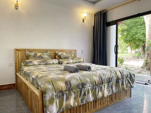 Basic Bungalow, Balcony, Garden View | Free WiFi - Koh Rong Lagoon Bar And Restaurant (Koh Rong)