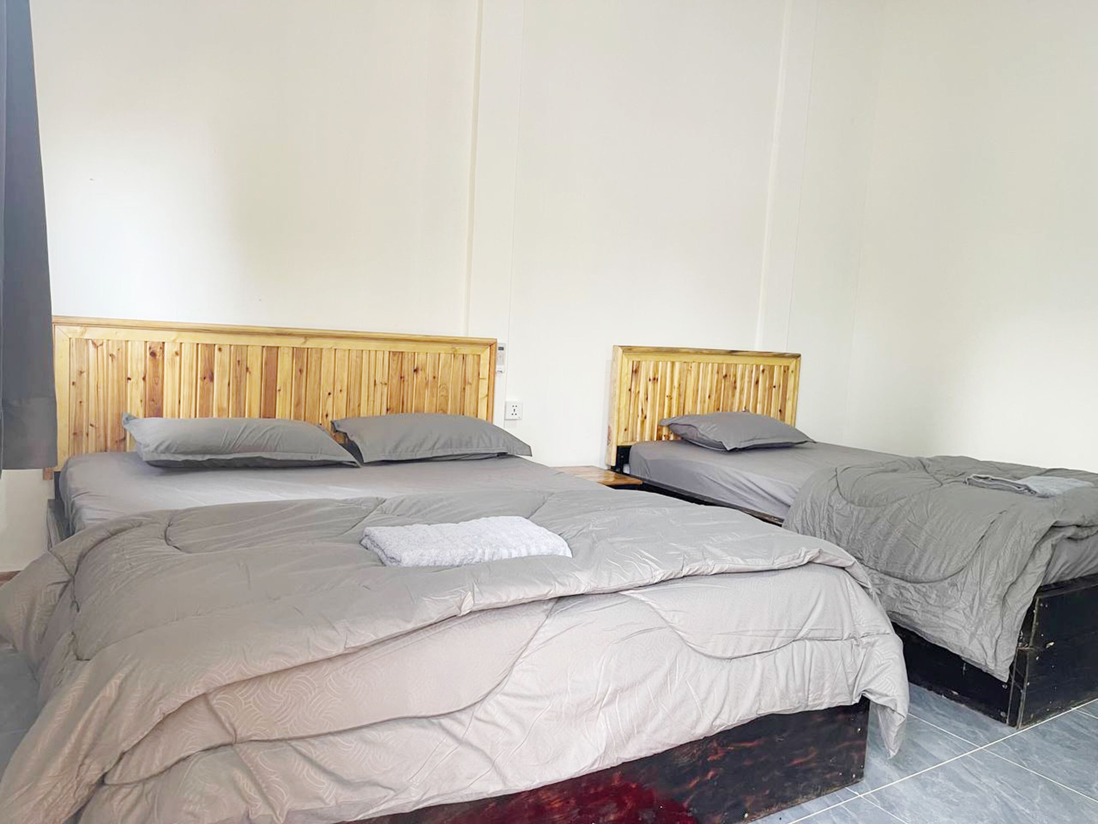 Basic-herbergi fyrir þrjá - svalir - útsýni yfir garð | Ókeypis þráðlaus nettenging