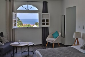 Deluxe Double Room, Bay View | Blackout drapes, soundproofing, free WiFi