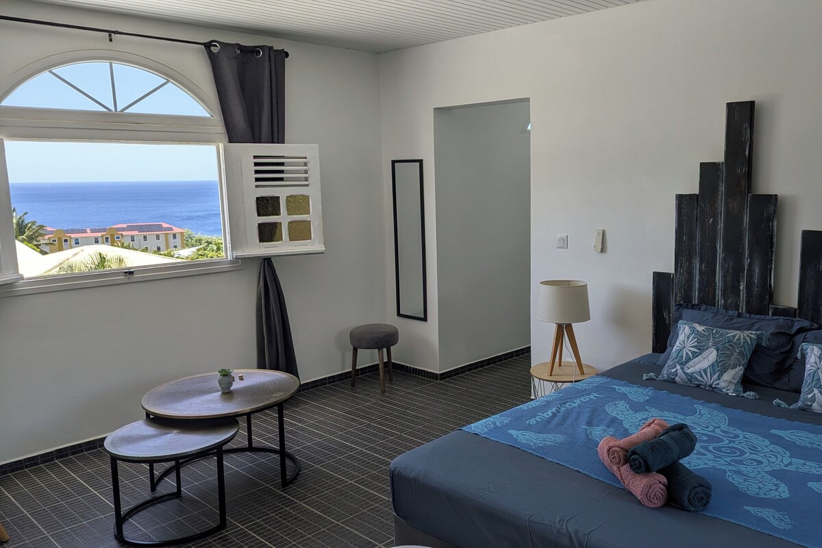 Deluxe Double Room, Bay View | Minibar, blackout drapes, soundproofing, cribs (surcharge)