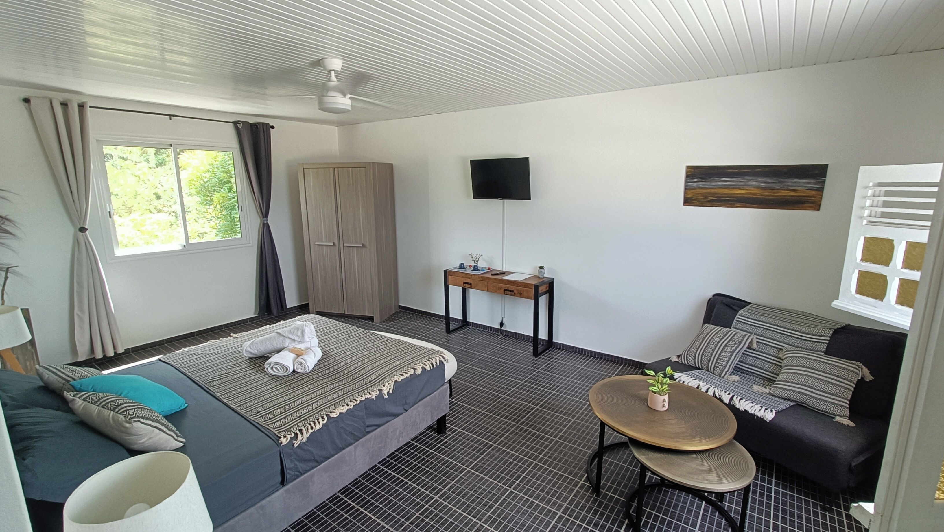 Kamar Double Deluks, pemandangan teluk | Tirai kedap cahaya, kedap suara, dan Wi-Fi gratis