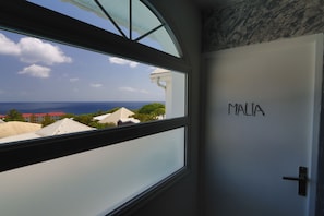 Family Suite, Mountain View | Blackout drapes, soundproofing, free WiFi