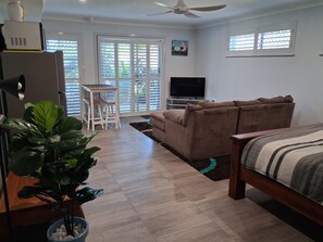 2 sovrum, strykjärn/strykbräda, gratis wi-fi och sängkläder