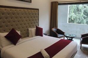 Interior detail - Khanna Residency (New Delhi)