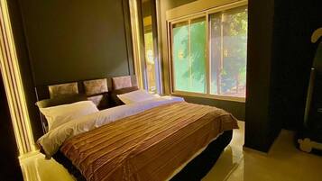 Fer et planche à repasser, Wi-Fi, draps fournis