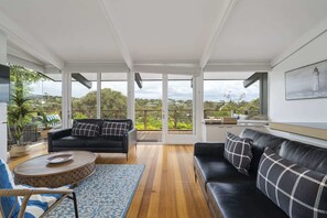 TV, fireplace - Light-Filled House Near Beaches and Cafés (Mount Martha)