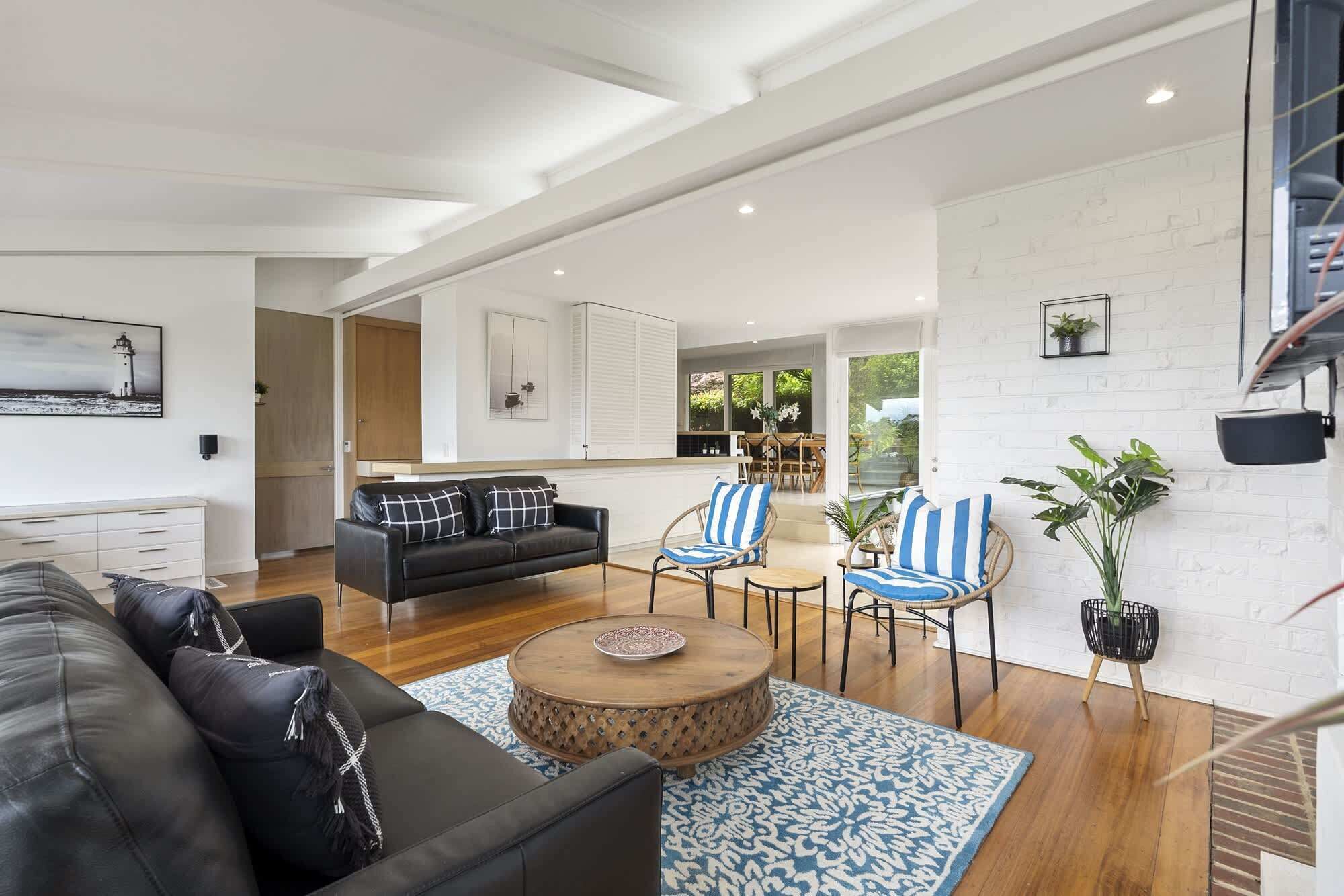 Light-filled House Near Beaches And Cafés - 모닝턴