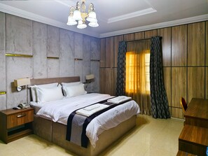 Presidential Suite - Jun Yue No. 9 Hotel  (Kano)