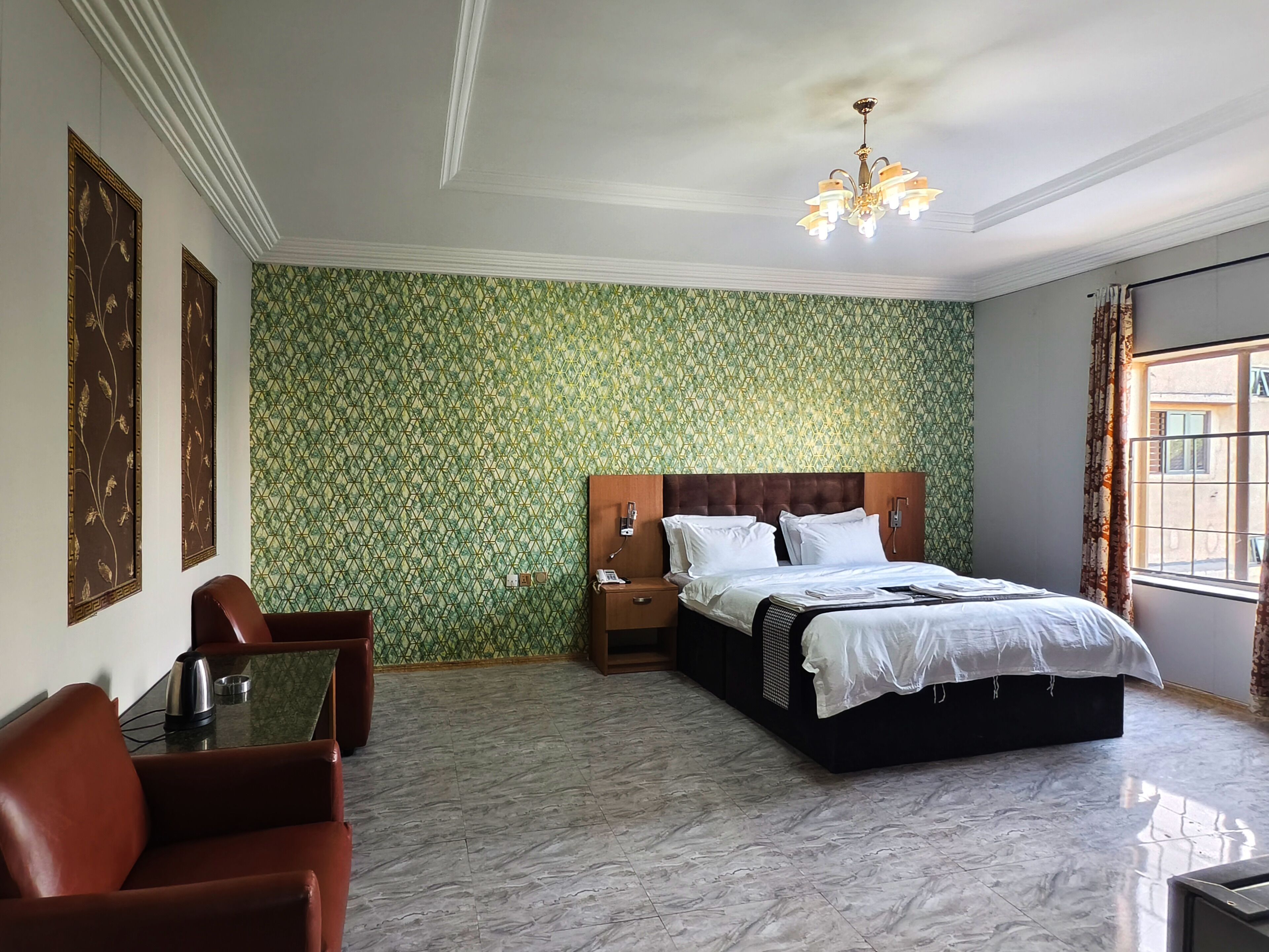 Executive Room | In-room safe, blackout curtains, soundproofing, bed sheets