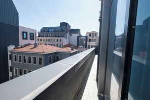 Property grounds - Perfect 3-bedroom duplex apartment with AC in delightful İstanbul (İstanbul)
