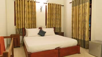 4 chambres, fer et planche Ă repasser, Wi-Fi, draps fournis