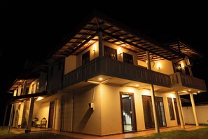 Exterior - Homestead Escape (Kamburugamuwa)