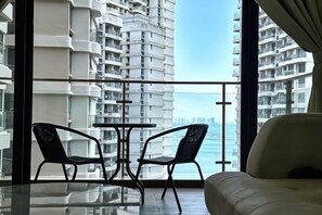 View from property - Danga Bay The Balcony Coast 2BR 4 Pax w Mahjong (Johor Bahru)