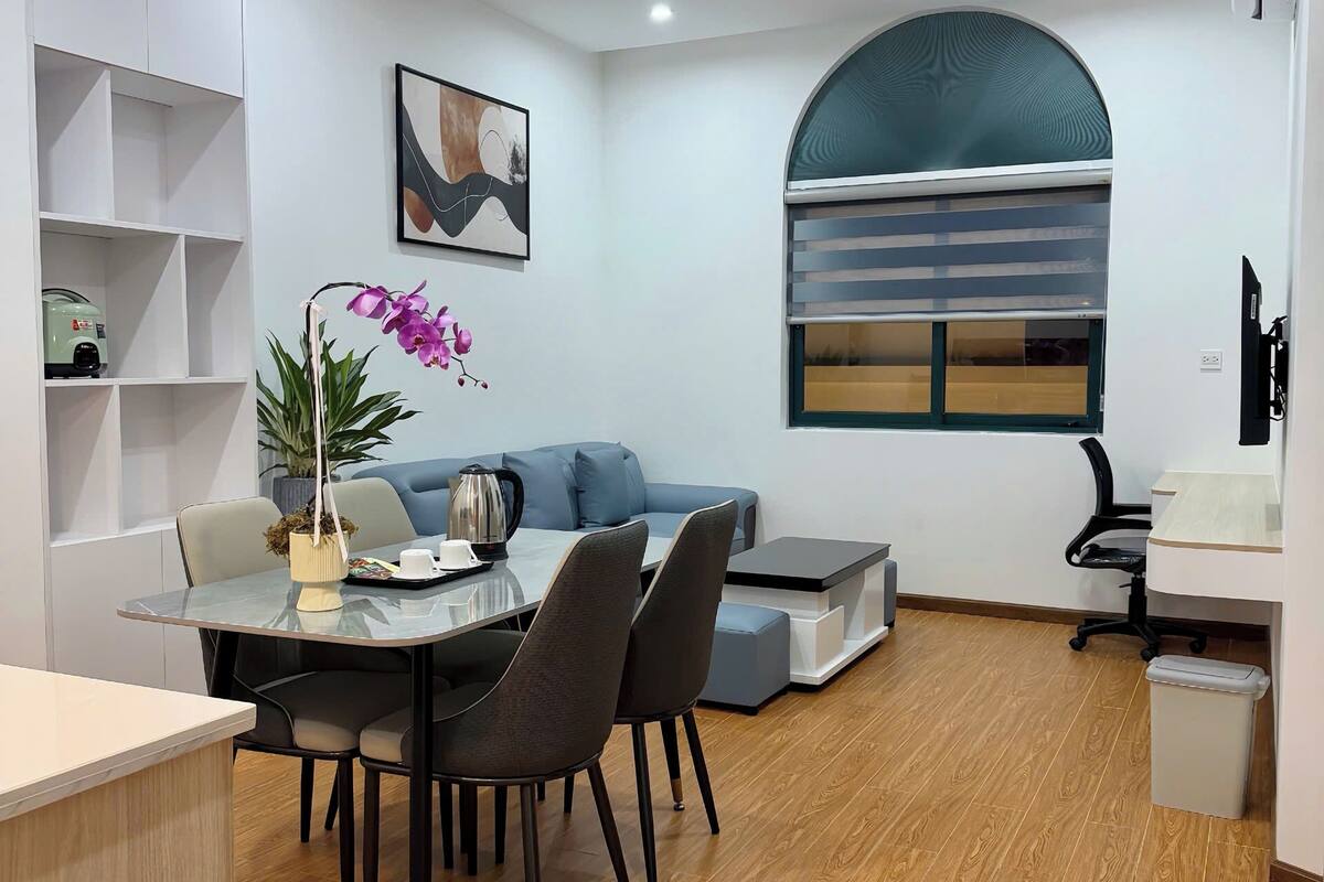 Apartamento exclusivo | Escritorio, espacio para trabajar con un portátil, wifi gratis