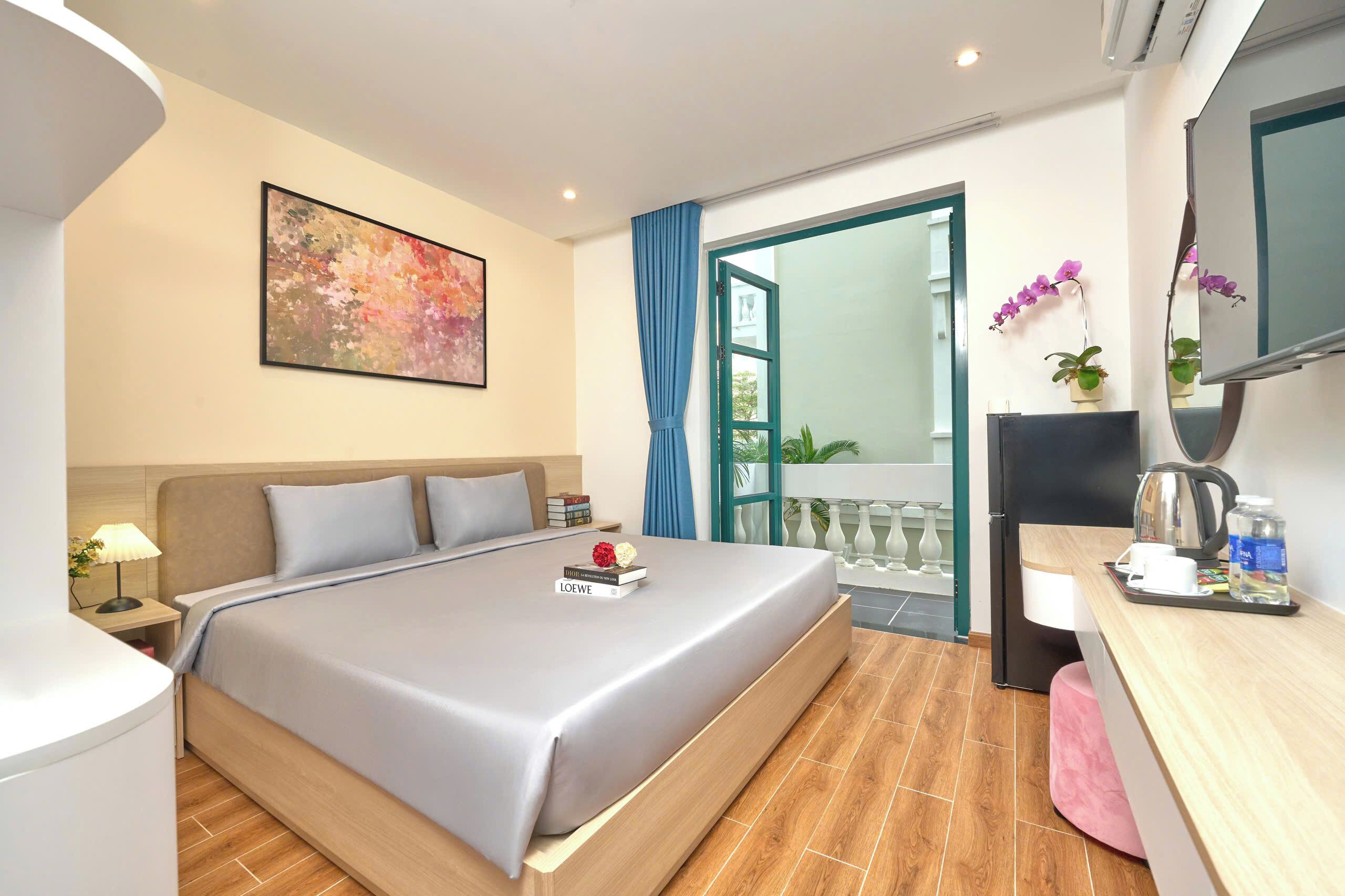 Exclusive Apartment, Balcony, Garden View | Desk, laptop workspace, free WiFi