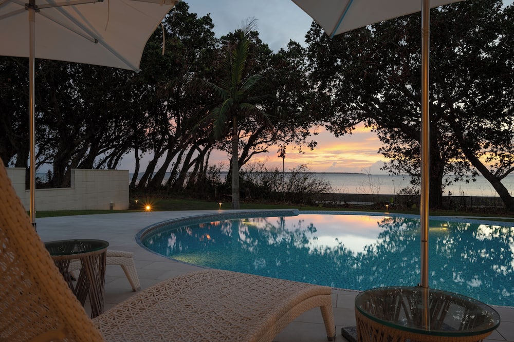 Ocean Front Villa Ishigakijima 3